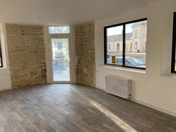AU COEUR DE LUCON AVEC RAMPE ACCES ET FONTIONNALITE PMR APPARTEMENT RENOVE T2/1 CHAMBRE TRES COSY