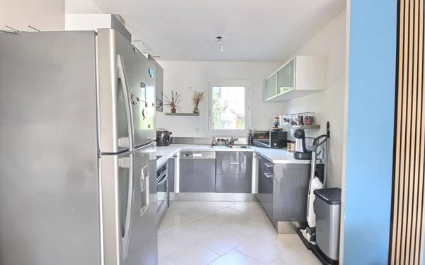 Maison à louer    4 pièces •  Bourgoin-Jallieu