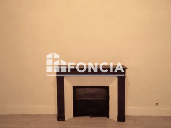 Location Local commercial 2 pièces 29.1 m² - 119 BOULEVARD GAMBETTA Cahors 46000