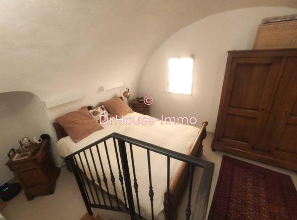 Immeuble à vendre 16 pièces de 549 m²