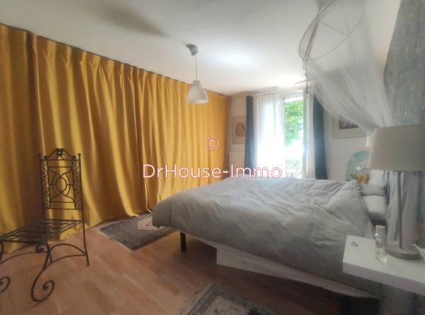 Immeuble à vendre 16 pièces de 549 m²