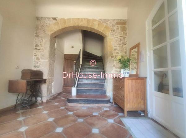 Immeuble à vendre 16 pièces de 549 m²