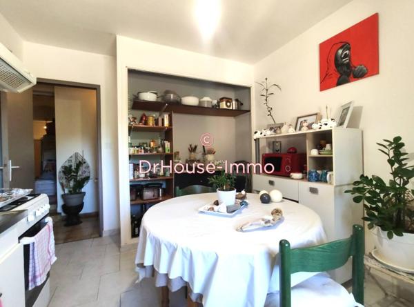 Immeuble à vendre 16 pièces de 549 m²