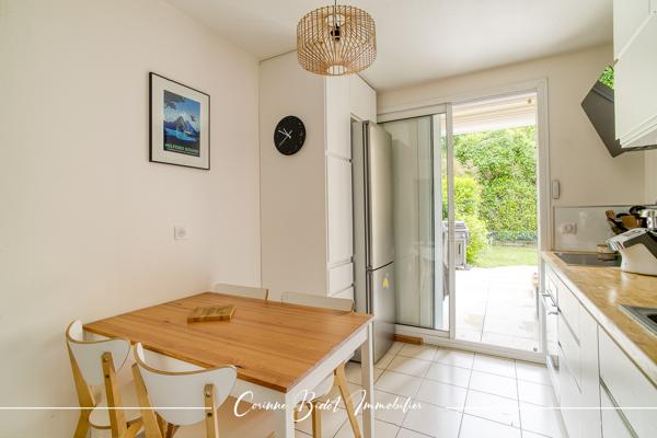 Appartement
         5 pièces
        - 99 m² Exclusivité 323 000 € *