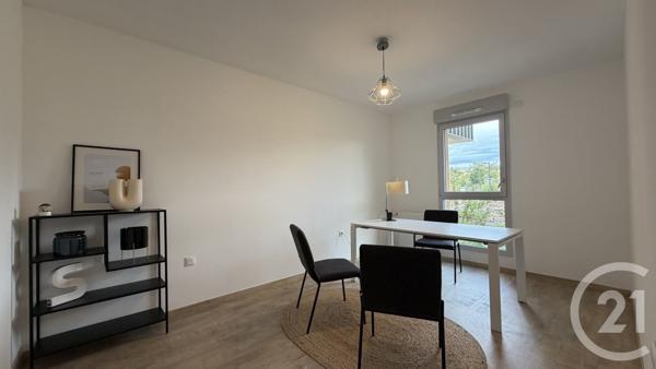 Appartement T4 à vendre  4 pièces - 83 m2 RUMILLY - 74