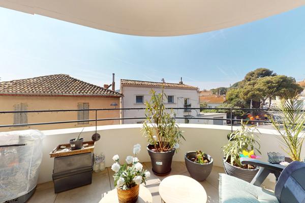 Superbe T2 - 48 m² avec balcon de 14 m²