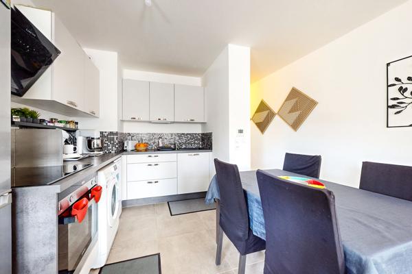 Superbe T2 - 48 m² avec balcon de 14 m²