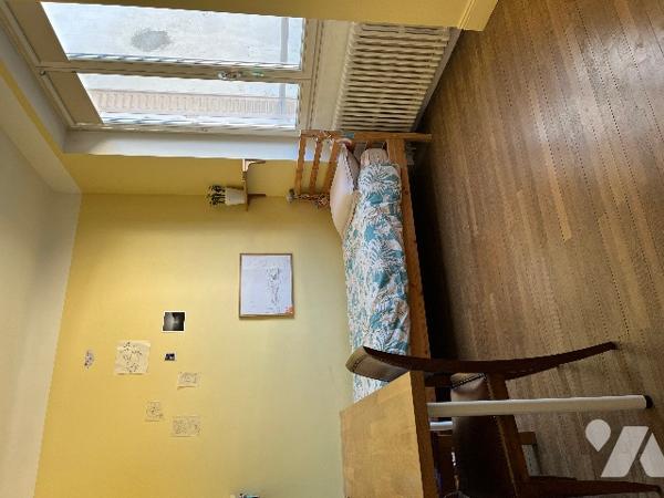 600m du métro Flachet, maison de ville rénovée - 121 m² habitables - 5 chambres -  cour