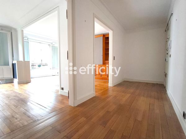 Appartement
         4 pièces
        - 108 m² 685 000 € *