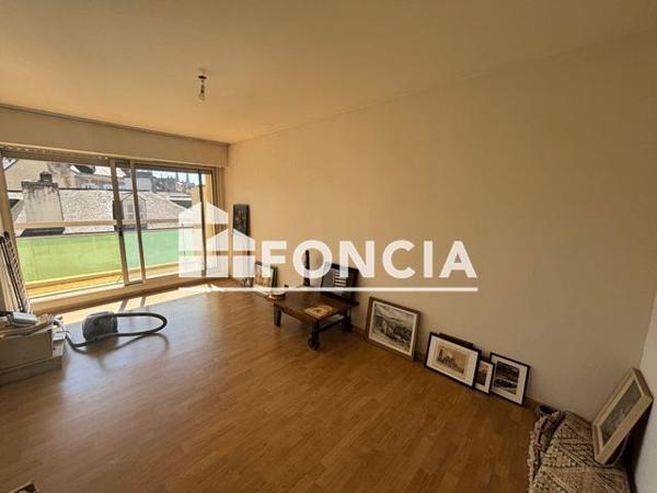 Location Appartement 3 pièces 74.76 m² - 4 RUE RAYMOND PLANTE Pau 64000