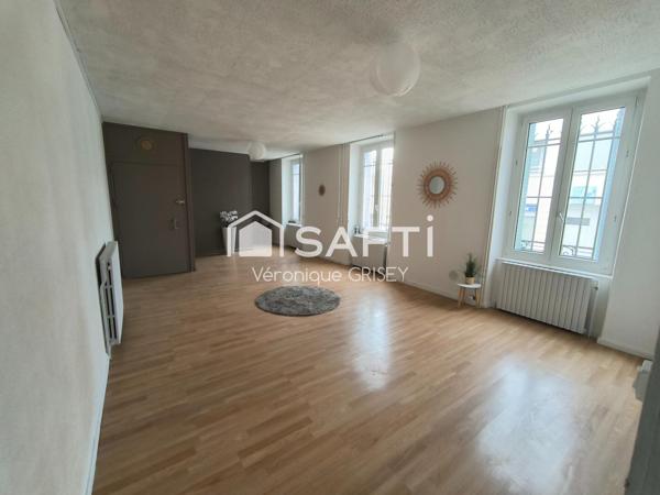 Grande maison Lupéenne de 230m2