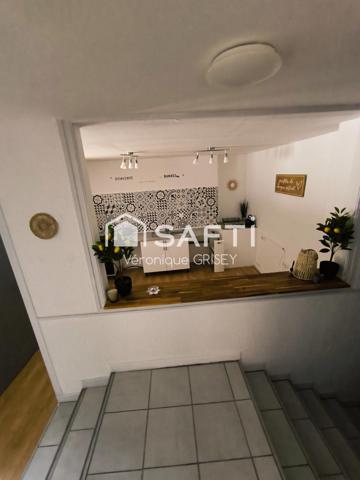 Grande maison Lupéenne de 230m2