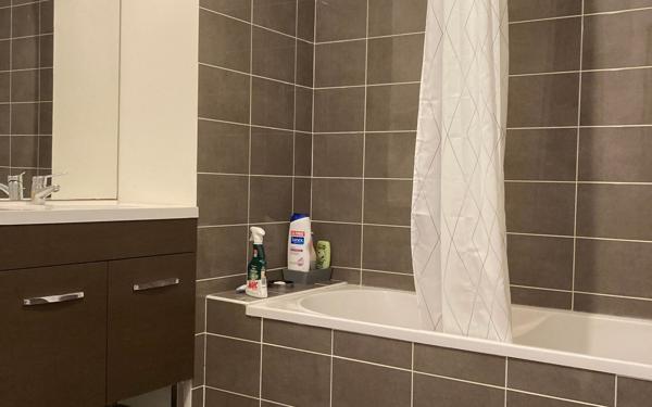 Appartement à vendre    2 pièces • 46,33 m2 Caluire-et-Cuire