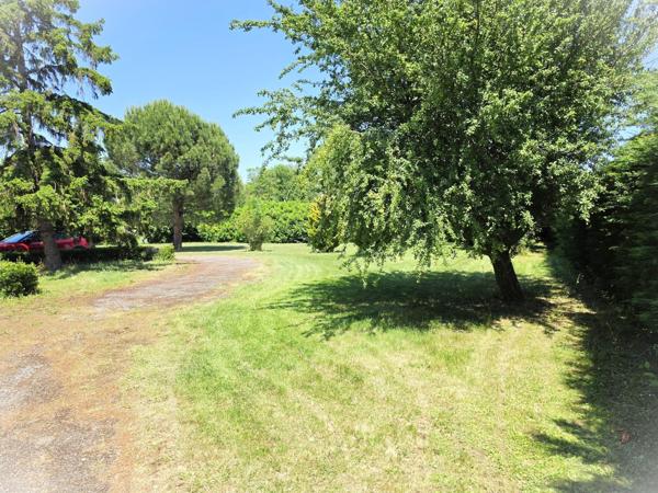 Maison t5 de 137m² sur un terrain d'environ 2900m²