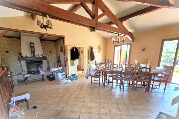 Maison t5 de 137m² sur un terrain d'environ 2900m²