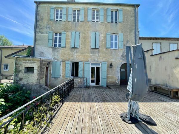 Maison bourgeoise avec piscine