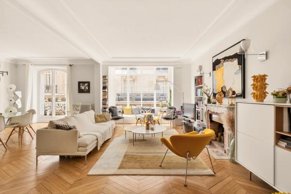 Appartement Paris 16e - SPONTINI / LONGCHAMP