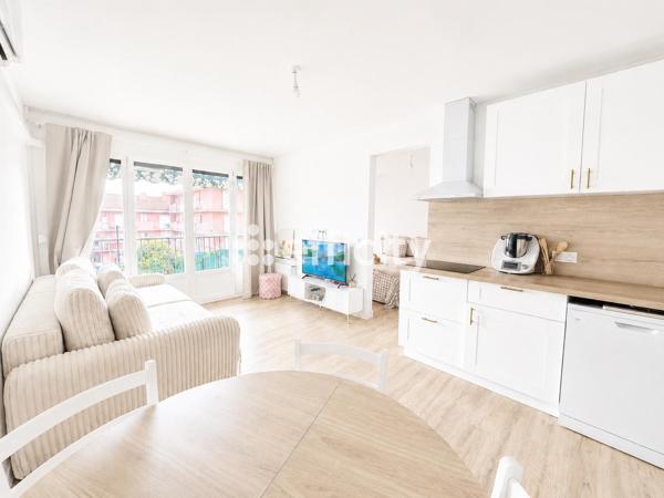 Appartement
         2 pièces
        - 52 m² Exclusivité 168 000 € *