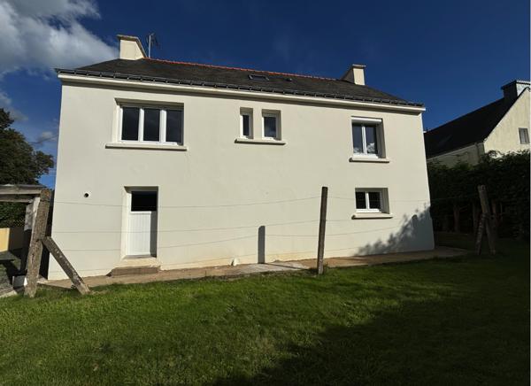 Baud (56150) A saisir ! Maison centre ville de Baud