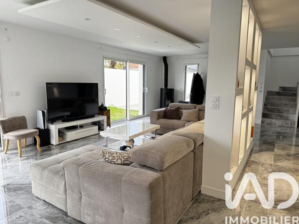 Maison à vendre 6 pièces 203 m² Bouguenais