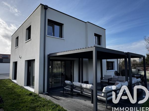 Maison à vendre 6 pièces 203 m² Bouguenais