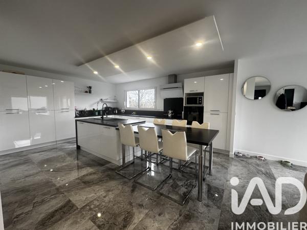 Maison à vendre 6 pièces 203 m² Bouguenais