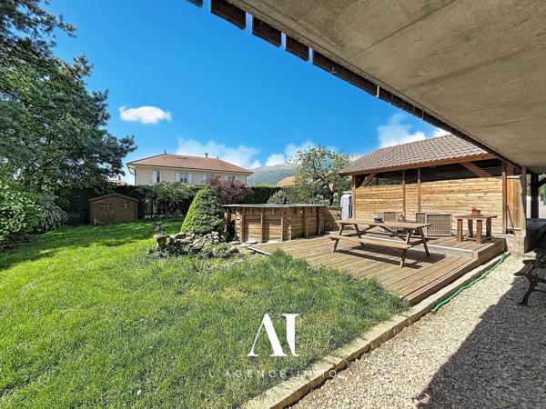 Maison individuelle 178m² -  5 Chambres - Jardin - Piscine - Garage - Cessy 01170