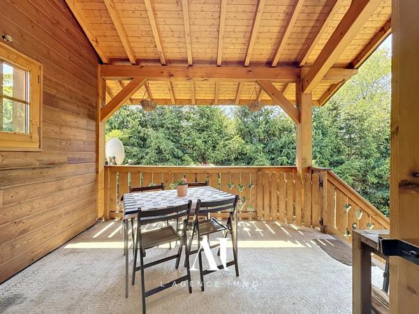 Maison individuelle 178m² -  5 Chambres - Jardin - Piscine - Garage - Cessy 01170
