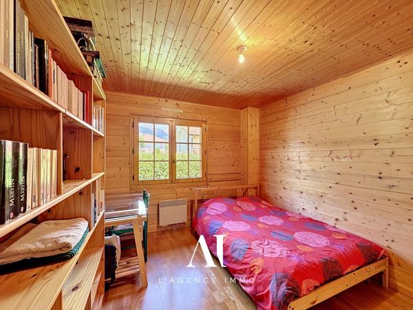 Maison individuelle 178m² -  5 Chambres - Jardin - Piscine - Garage - Cessy 01170