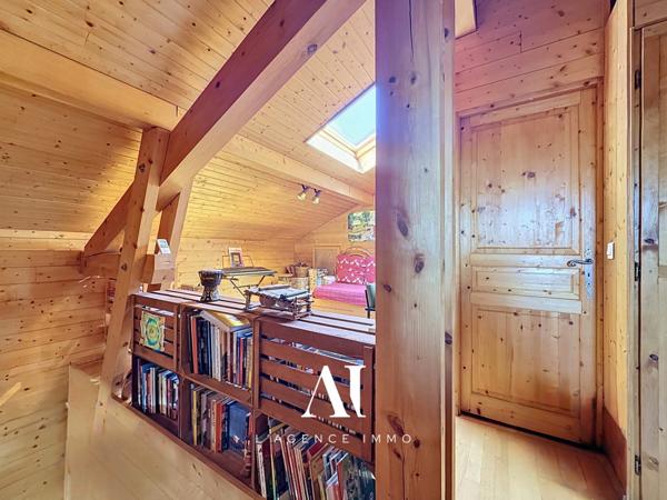 Maison individuelle 178m² -  5 Chambres - Jardin - Piscine - Garage - Cessy 01170