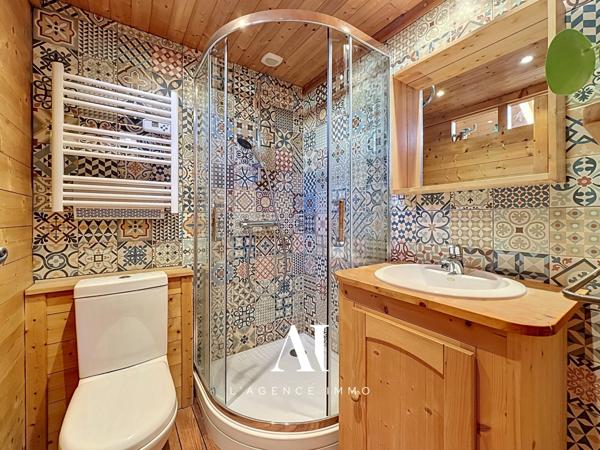 Maison individuelle 178m² -  5 Chambres - Jardin - Piscine - Garage - Cessy 01170