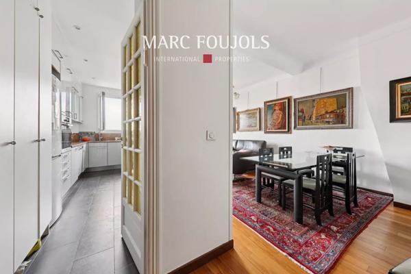 TROCADERO – MUETTE appartement de 2 pièces avec vue Tour Eiffel – 6éme étage balcon