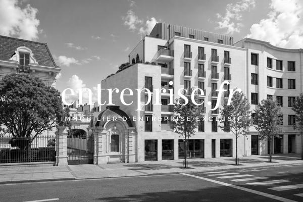 Plateau de bureaux 162 m² – 1er étage – Boulevard Foch, hyper-centre d'Angers – Possible d'étendre à 271m²