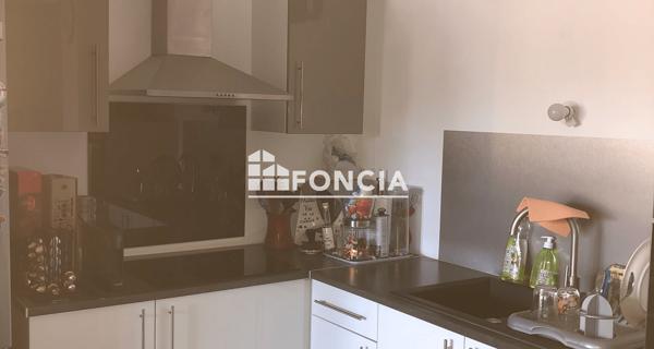 Location Appartement 2 pièces 43 m² - L'isle-sur-la-sorgue 84800