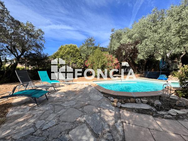 Location Maison 6 pièces 118.3 m² - 965 chemin Sainte Christine Sollies-pont 83210
