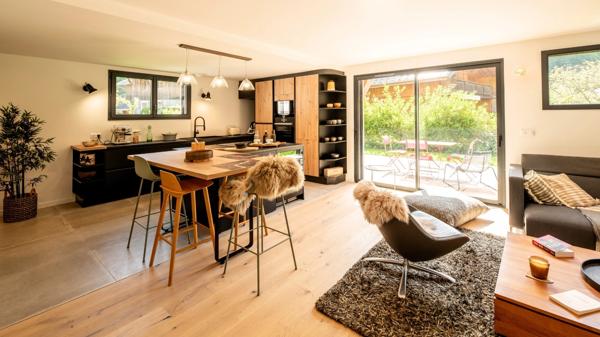 Haute Savoie (74), à vendre SAMOENS - Domaine skiable Grand-Massif - Appartement T4 bis 87 m²