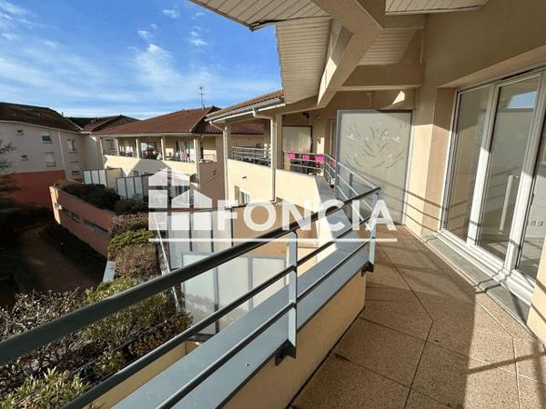 Location Appartement 3 pièces 69.57 m² - 18 RUE DE LA LIBERTE Mions 69780