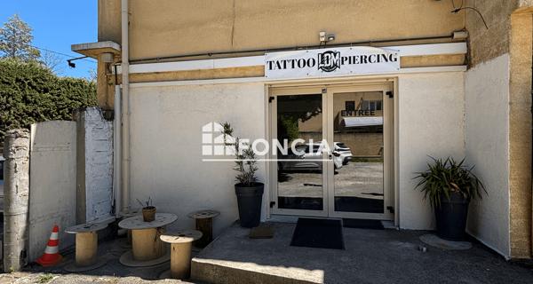Location Local commercial 3 pièces 70 m² - L'isle-sur-la-sorgue 84800
