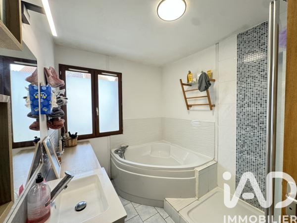 Maison à vendre 7 pièces 150 m² Raismes