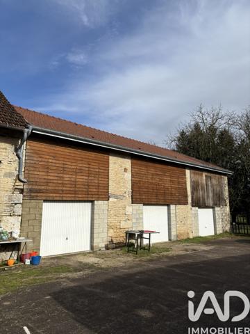 Immeuble à vendre 369 m² Le Montsaugeonnais