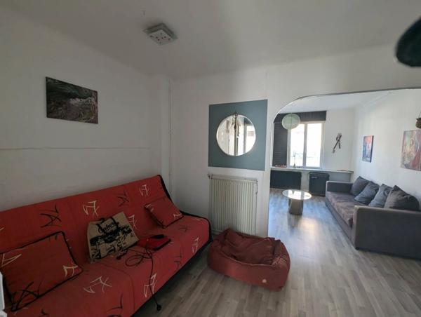 Vente                                                      Maison
                        
                     6 pièces                      116 m2                     à Gourdon