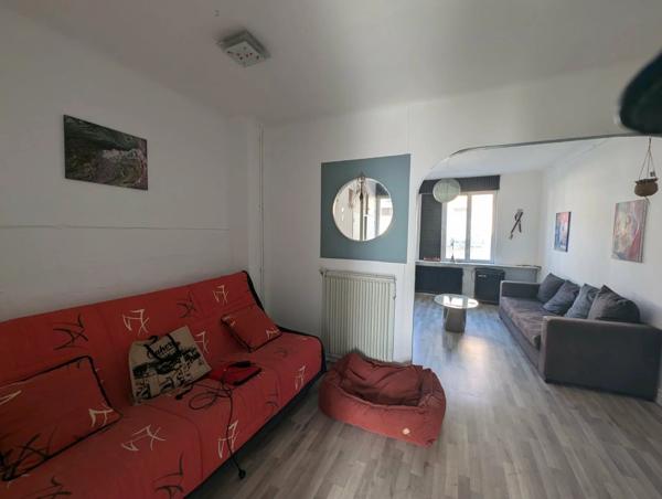 Vente                                                      Maison
                        
                     6 pièces                      116 m2                     à Gourdon