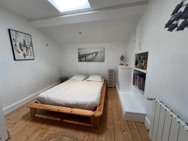 Maison à vendre 7 pièces BRIZAMBOURG (17)