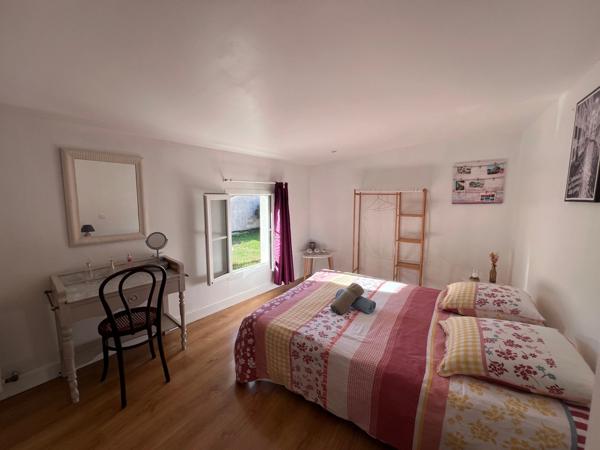 Maison à vendre 7 pièces BRIZAMBOURG (17)