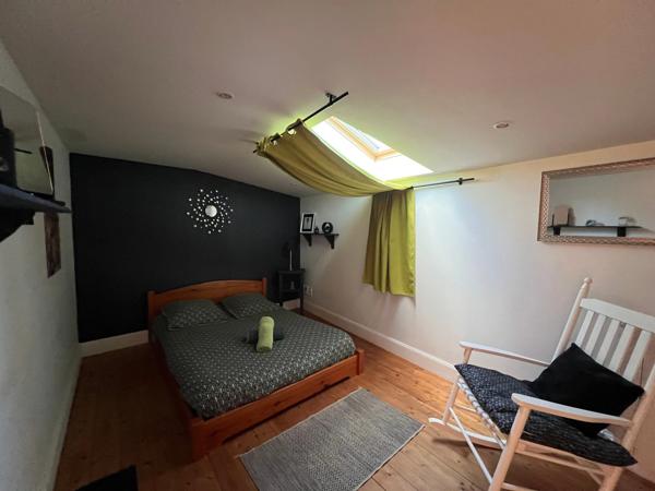 Maison à vendre 7 pièces BRIZAMBOURG (17)