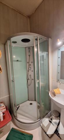 VIC-FEZENSAC, immeuble de rapport en centre ville