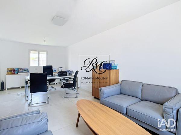 Location local d’activité 147 m² Saint-Cannat