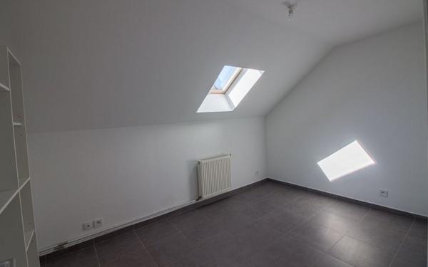 Maison à vendre    3 pièces • 61,42 m2 Osny