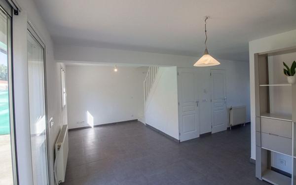 Maison à vendre    3 pièces • 61,42 m2 Osny