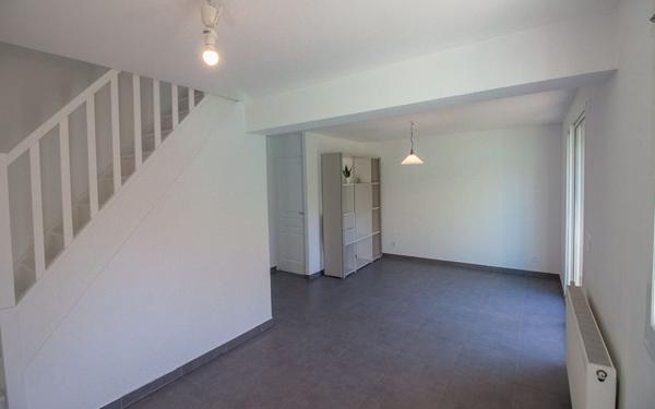 Maison à vendre    3 pièces • 61,42 m2 Osny